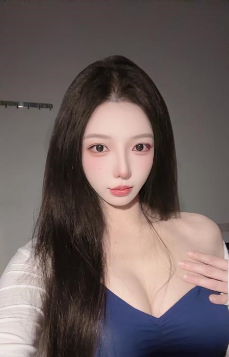 天河模特长腿翘臀 图片 3