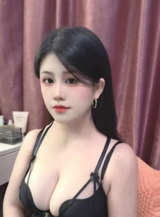 城西大奶 图片 2