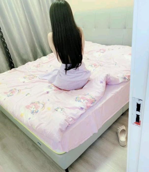 惠城肤白水嫩妹子 图片 2