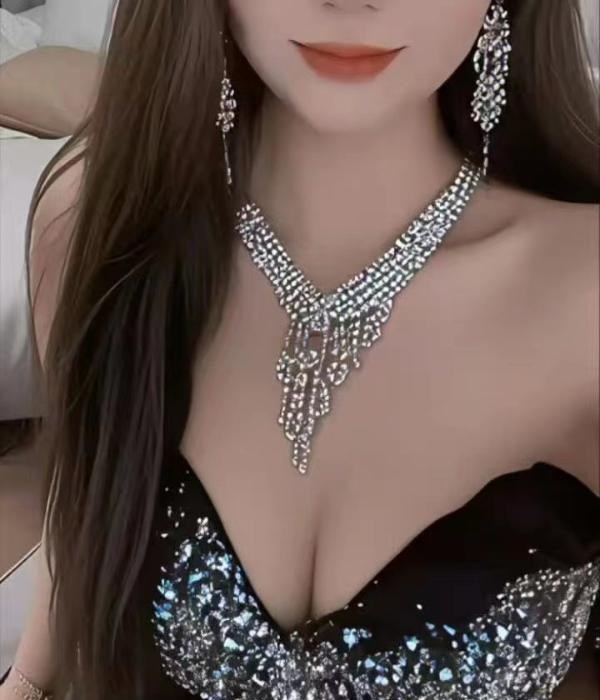 镜湖御姐 图片 2