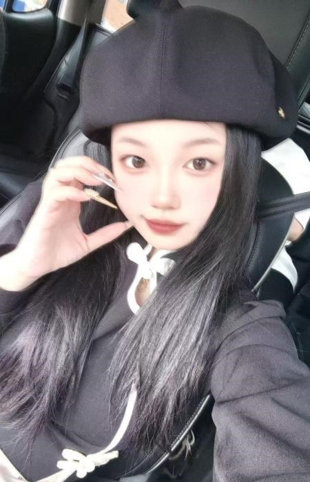 铁西娃娃脸小骚女 图片 2