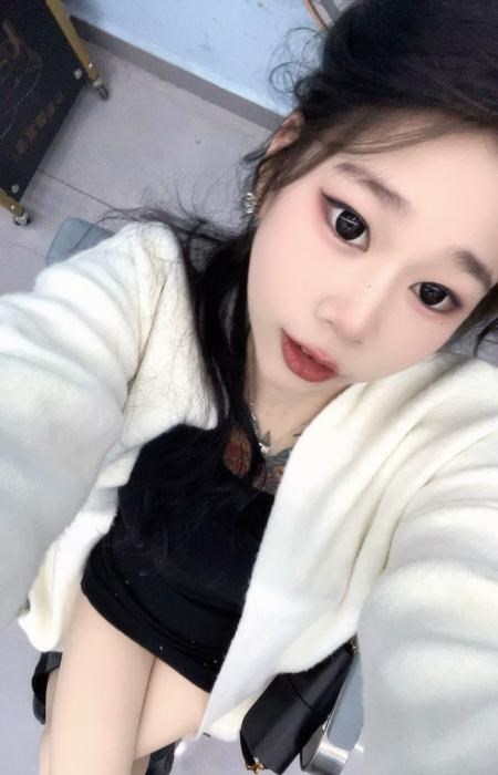 嫩妹佩佩 图片 2