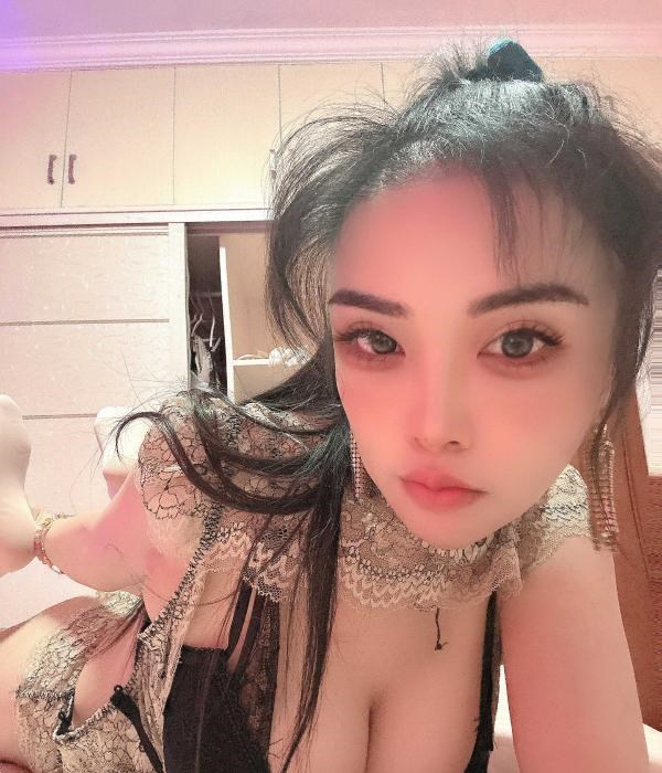 性感小白兔 图片 3