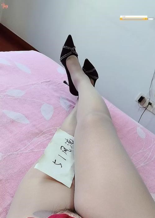 姑苏爆臀小肥B 图片 3